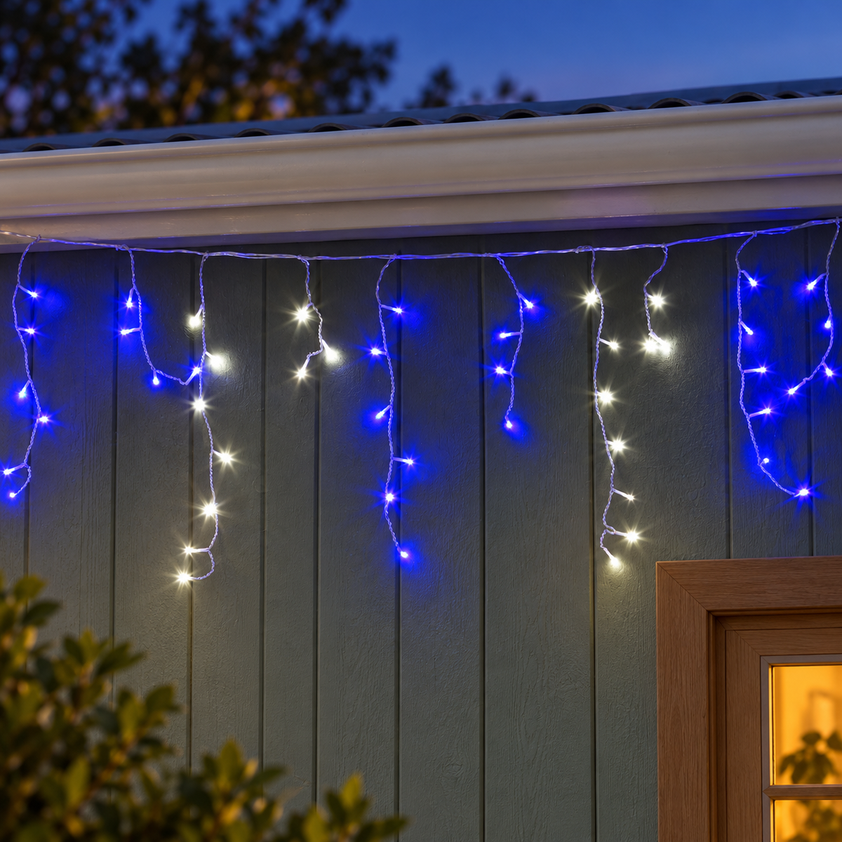 20M Icicle Christmas Lights with 800 Blue & White LEDs