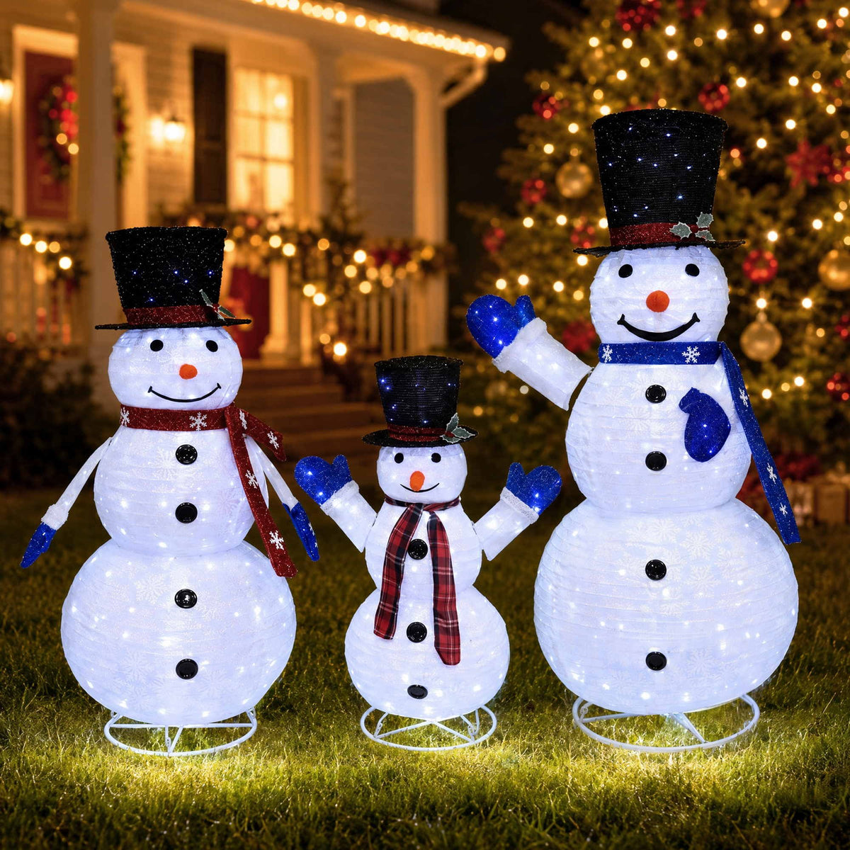 Snowman Family Christmas Light Decoration Set with 330 LEDs