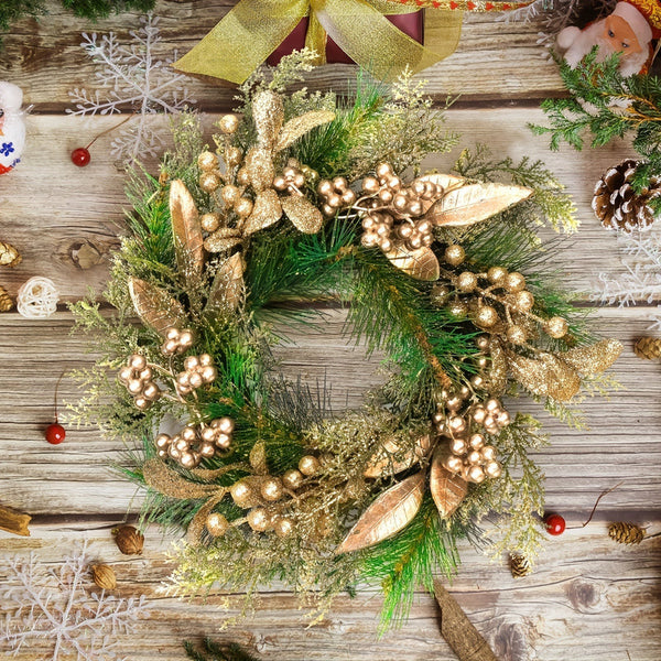 40CM Christmas Wreath – Golden Leaves & Berries