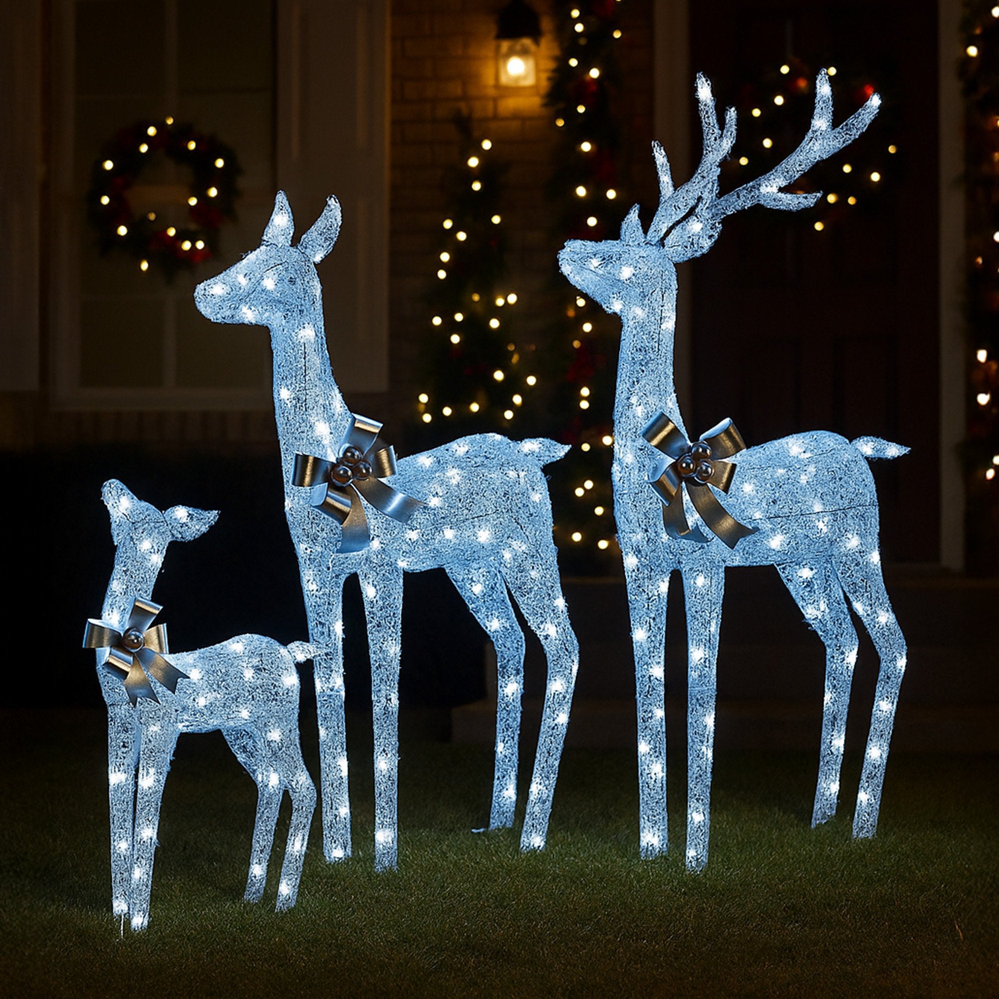Set of 3 Pre-Lit Christmas Reindeer Displays with 260 Cool White LEDs