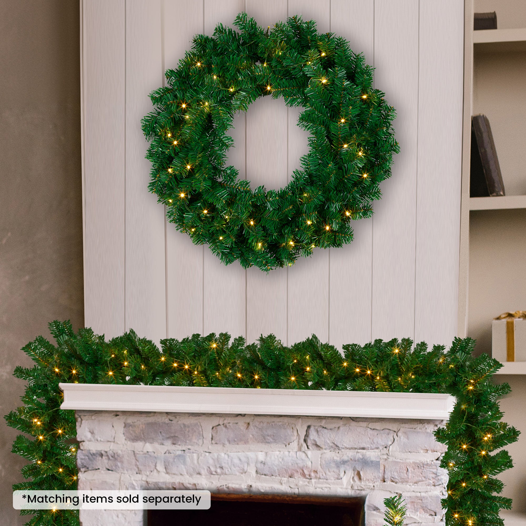 61cm Pre-Lit Christmas Wreath – 180 Tips, 40 Warm White LEDs
