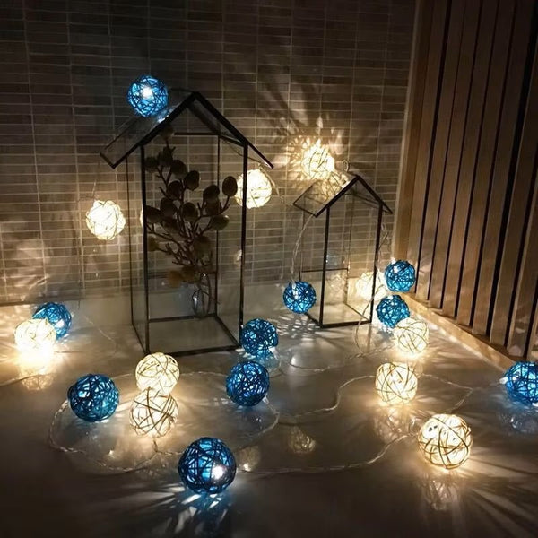 5M Blue & White Rattan Ball Christmas Lights – 50 Warm White LEDs
