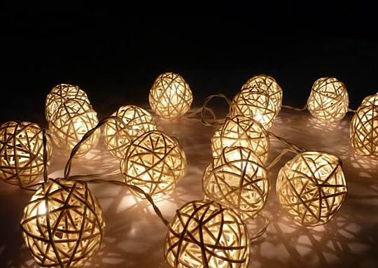 3M Cream White Rattan Ball Christmas Lights – 20 Warm White LEDs
