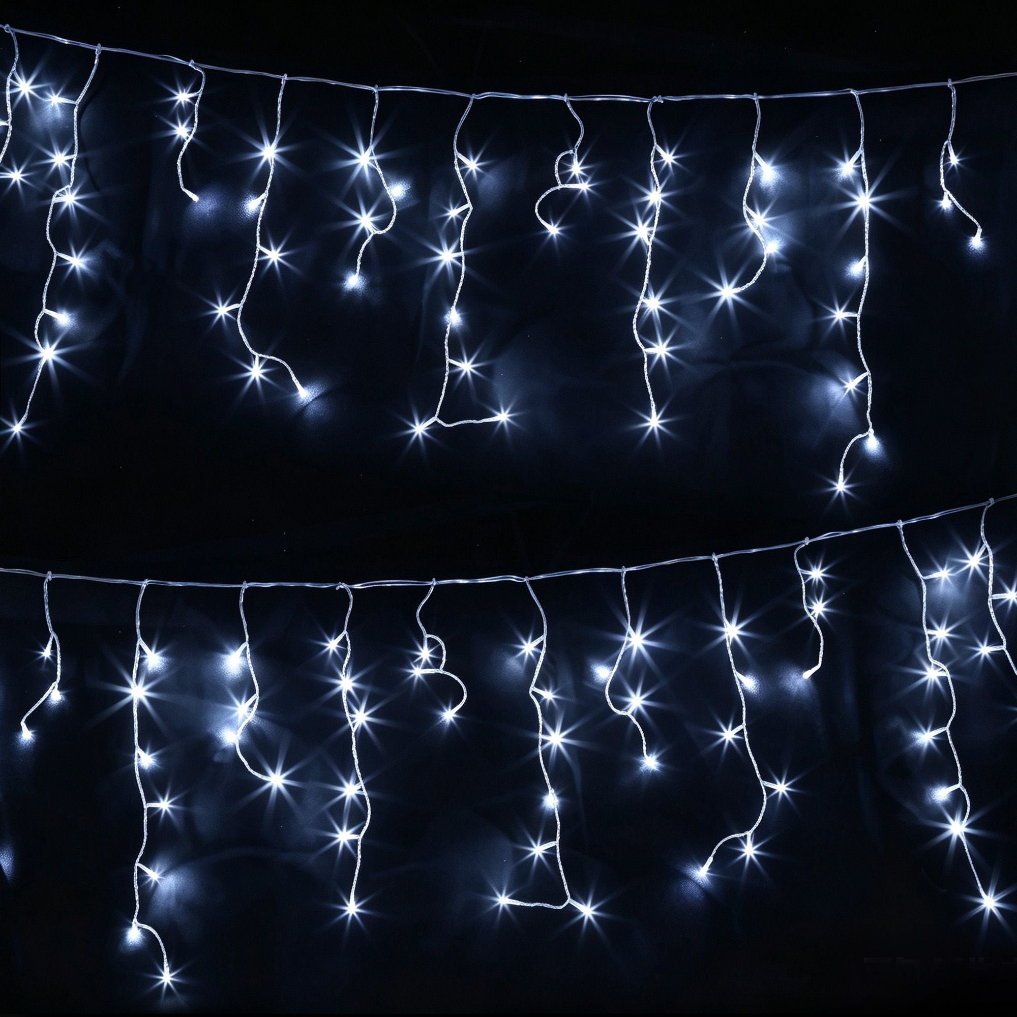 32M Solar Icicle Lights with 960 Cool White LED Lights