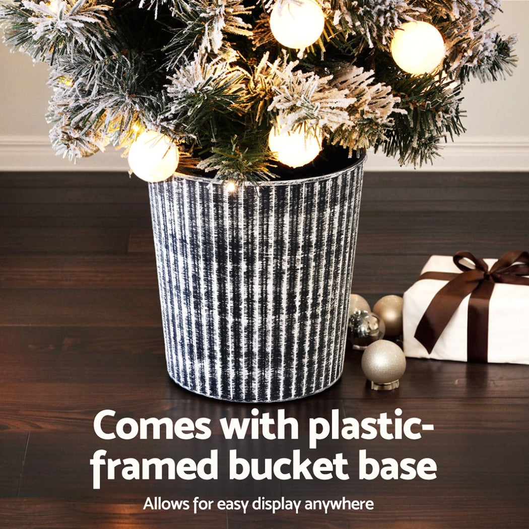 4FT Potted Christmas Tree – 260 Tips, 80 Warm White LED Lights