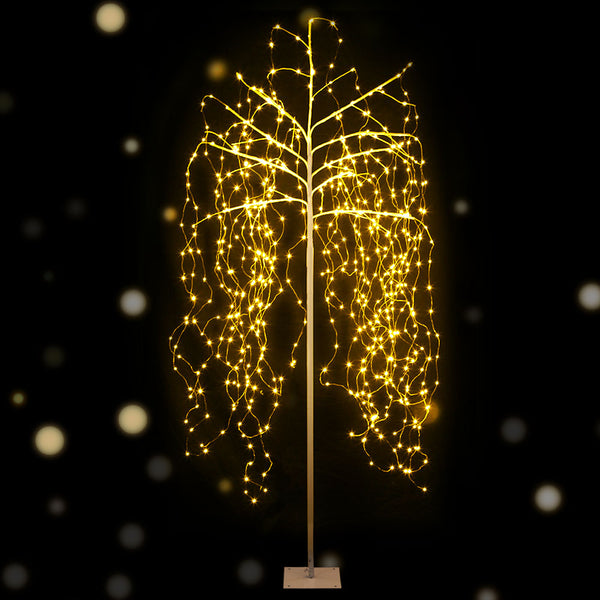 7FT Solar Christmas Tree – 600 Tips, 600 Warm White LED Lights