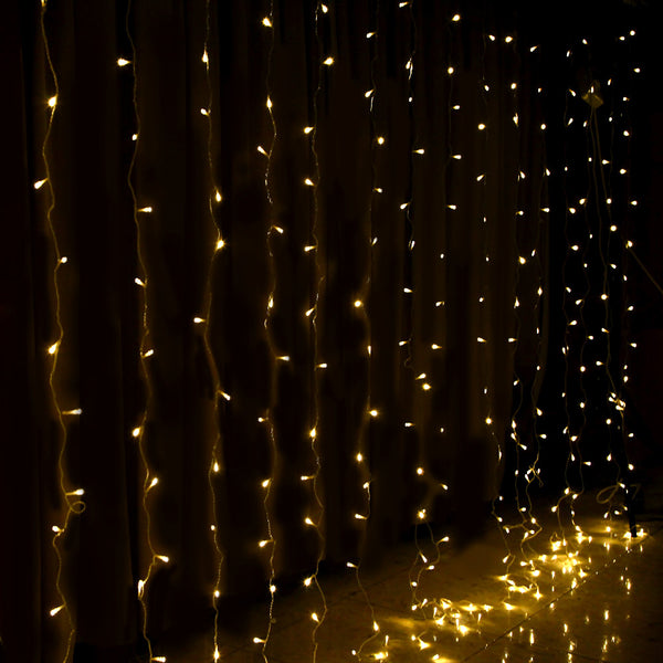 3M x 6M Curtain Lights – Warm White LEDs 600 Lights